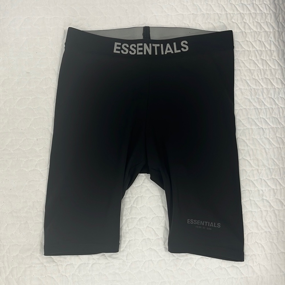 Fear of God ESSENTIALS biker shorts